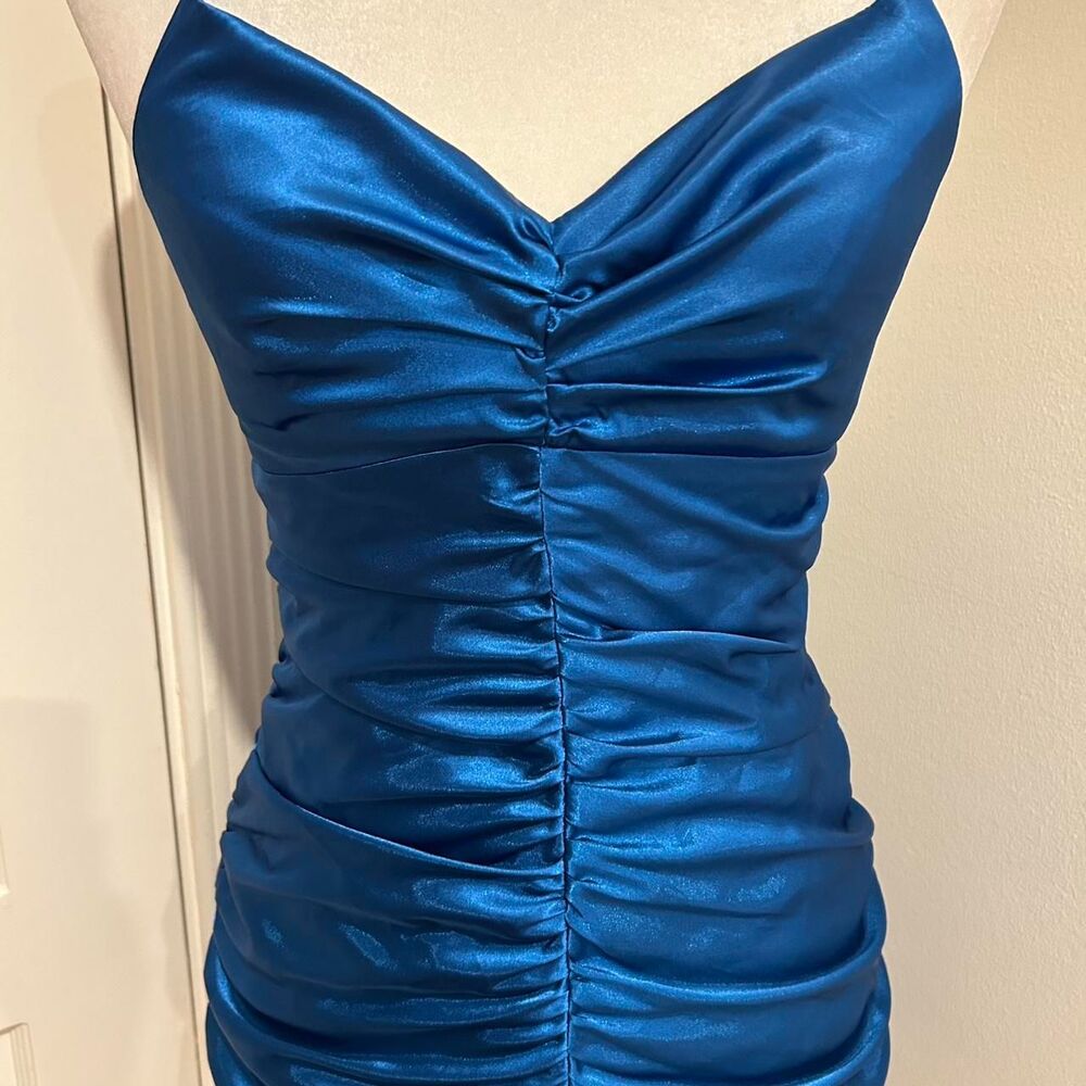 Vintage Roberta Ruched Blue Ruffle Halter Open Back Mini Dress Size 3/4 - Picture 2 of 4